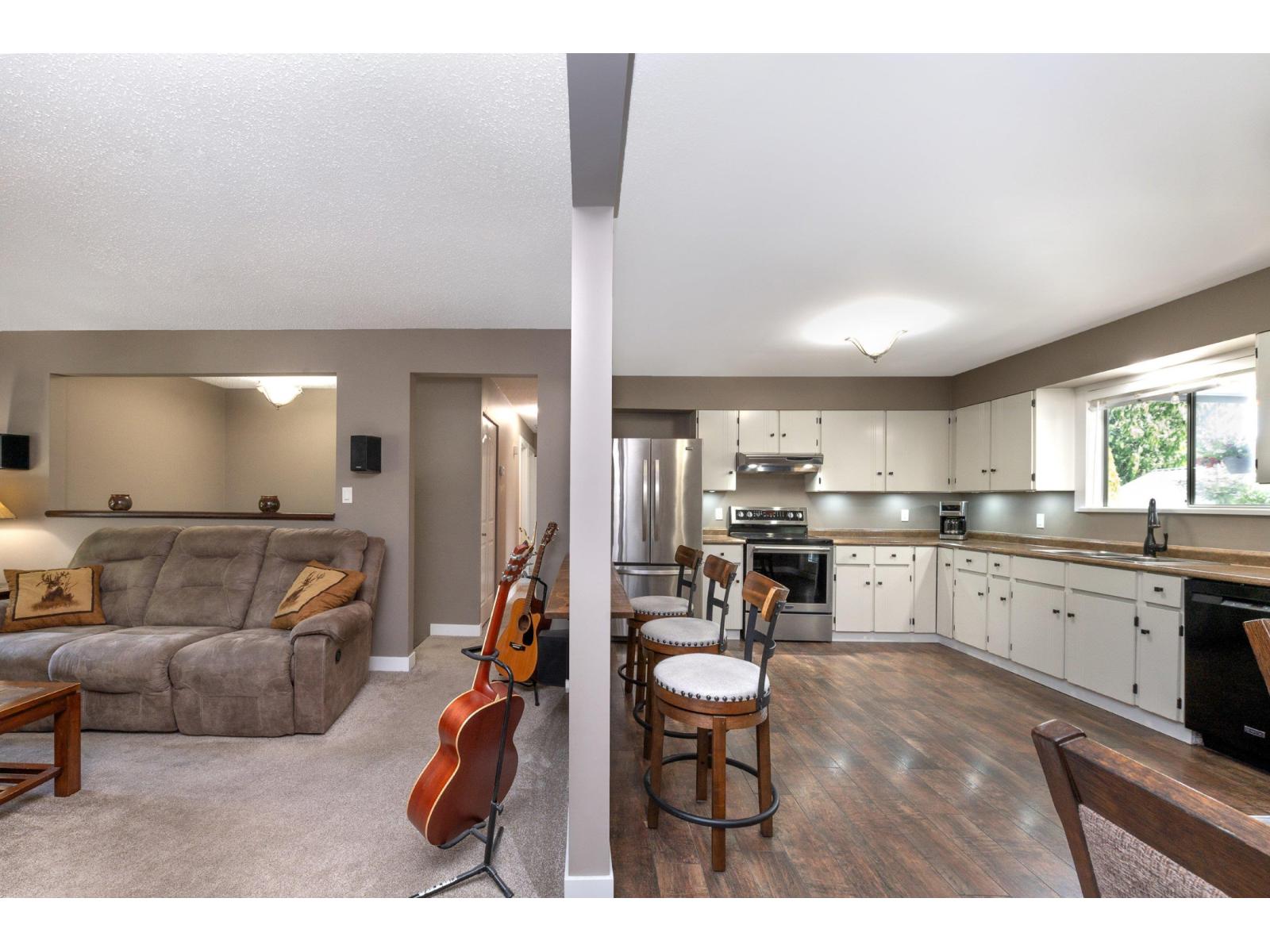 27052 34a Avenue, Langley, British Columbia  V4W 3H3 - Photo 9 - R3106091