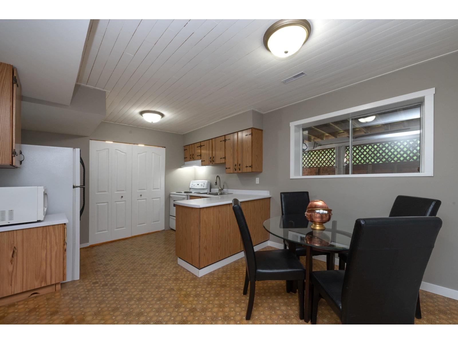 27052 34a Avenue, Langley, British Columbia  V4W 3H3 - Photo 30 - R3106091