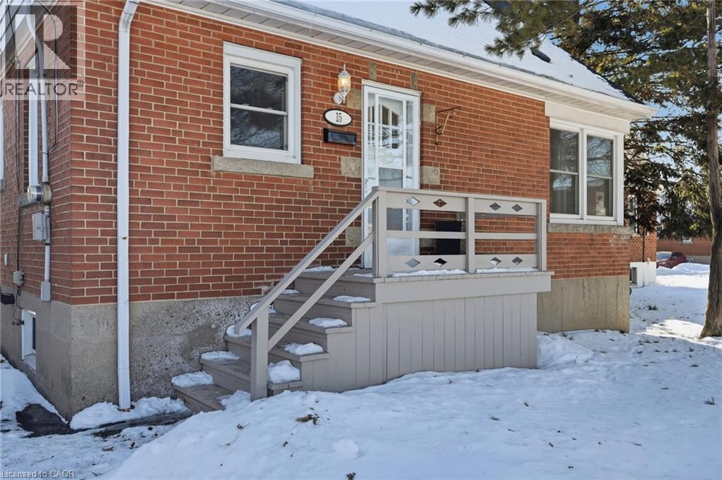 15 East 41st Street, Hamilton, Ontario  L8T 2Z3 - Photo 3 - 40810759