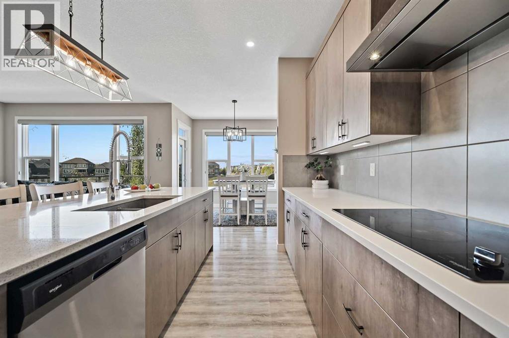 13 Cranbrook Cove Se, Calgary, Alberta  T3M 2S9 - Photo 8 - A2296132