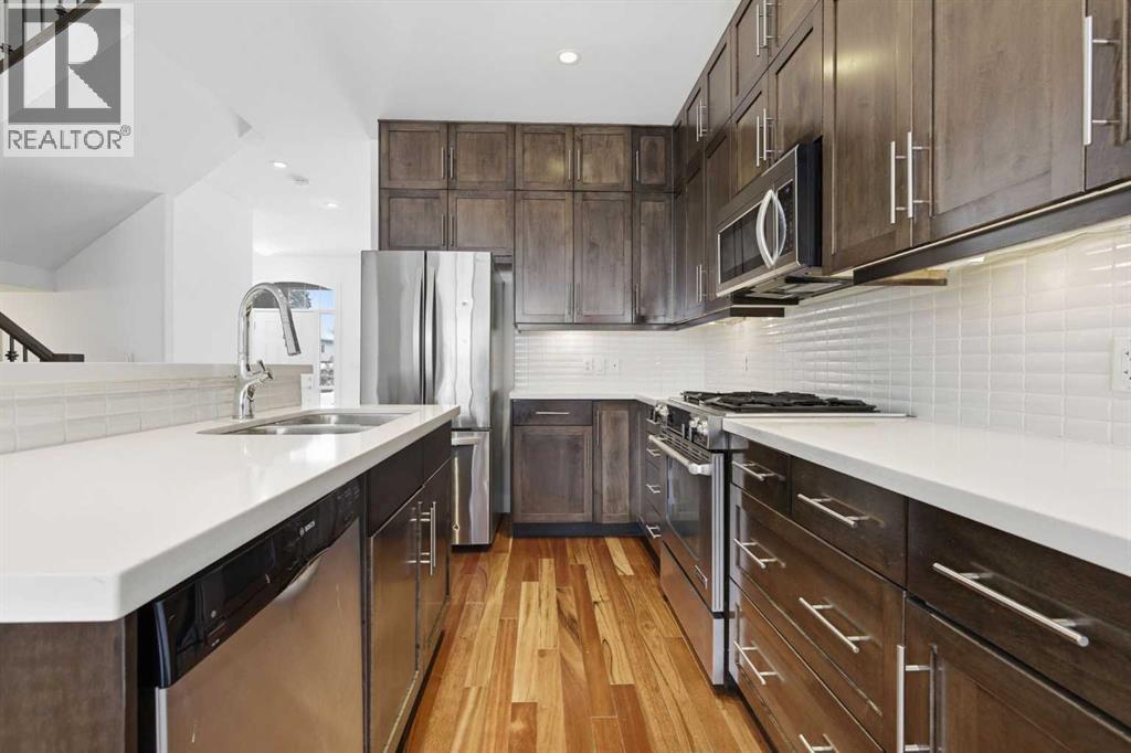 2623 25a Street SW, Calgary, Alberta  T3E 1Z3 - Photo 5 - A2299241