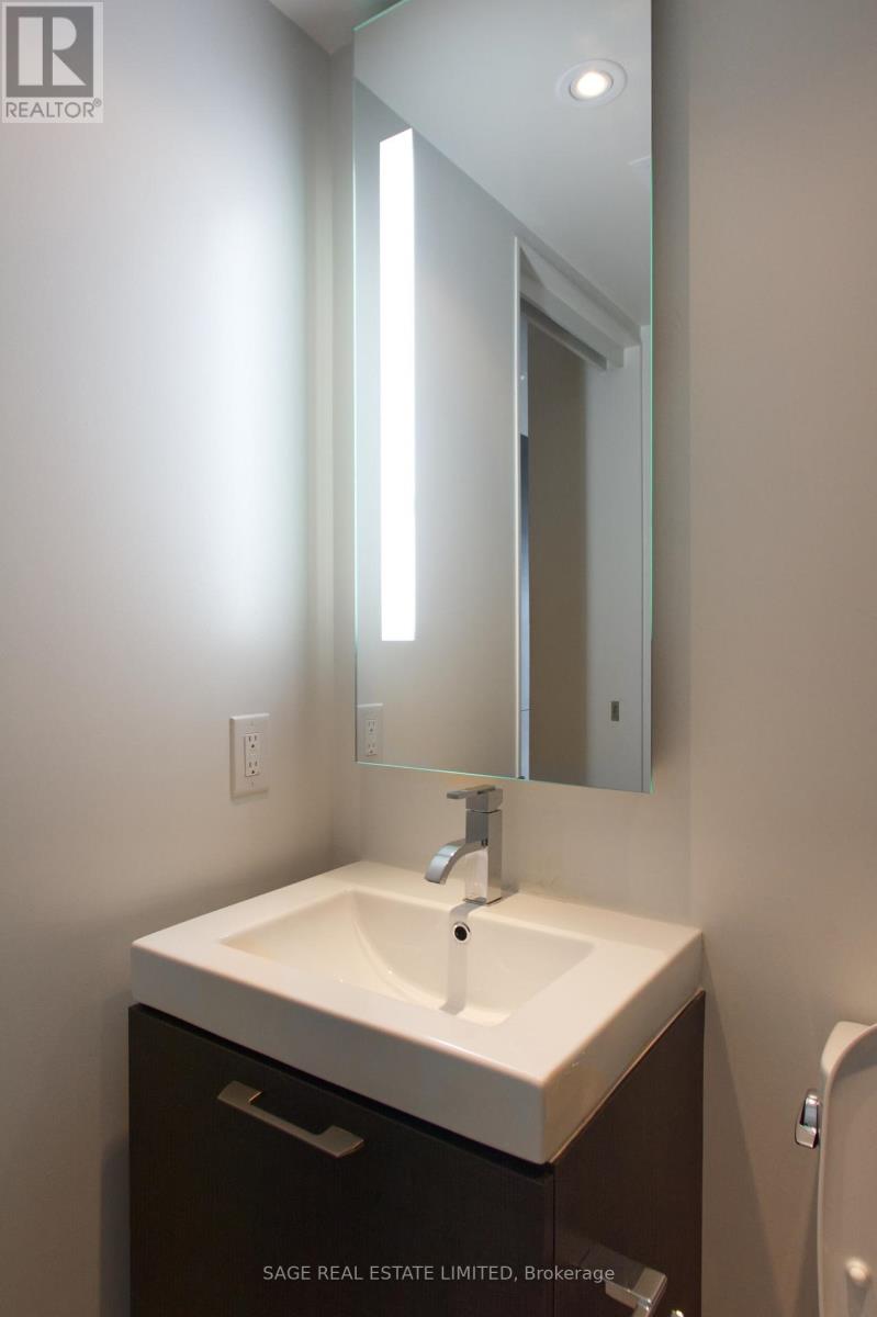 1220 - 629 King Street W, Toronto, Ontario  M5G 0G9 - Photo 6 - C12959712