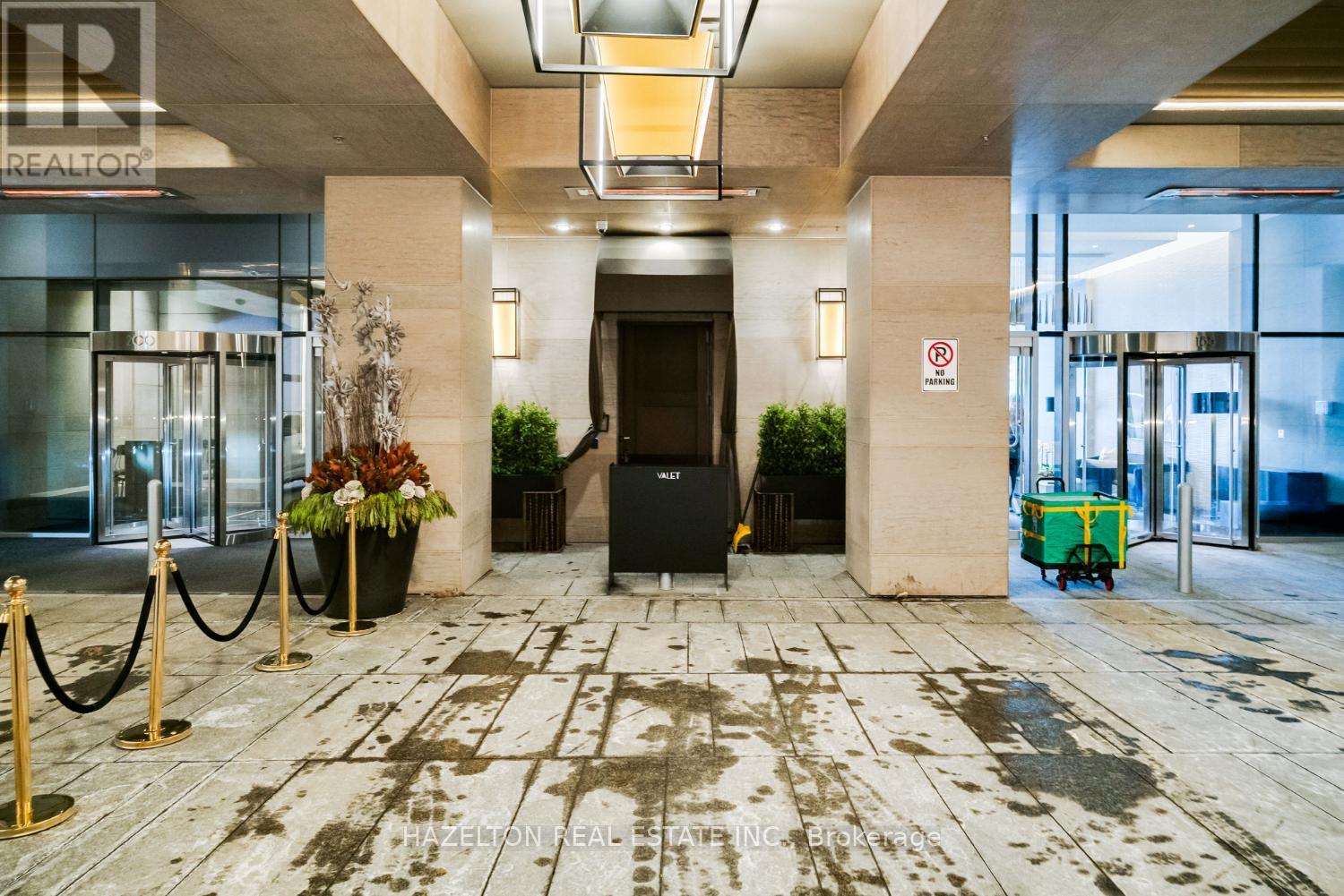 3001 - 200 Cumberland Street, Toronto, Ontario  M5R 0B7 - Photo 34 - C12959744