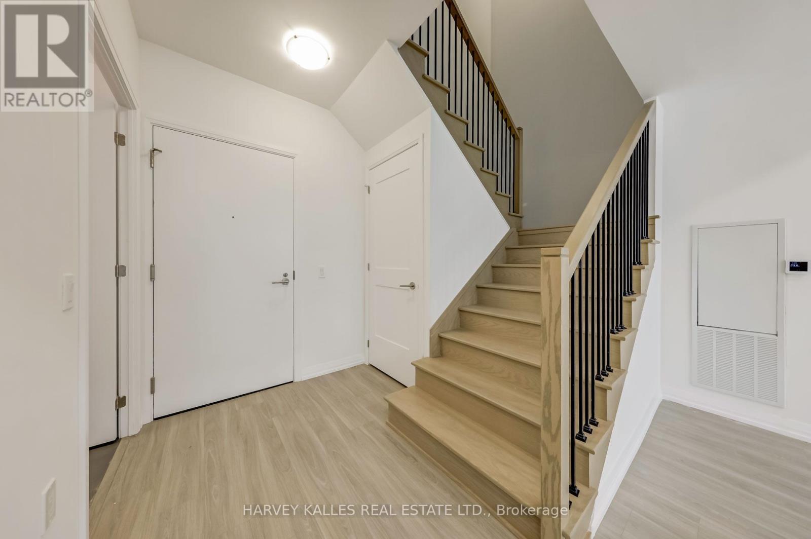 Th116 - 50 Dunfield Avenue, Toronto, Ontario  M4S 0E4 - Photo 3 - C12959754