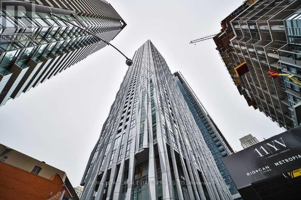 909 - 1 Yorkville Avenue, Toronto, Ontario  M4W 1L1 - Photo 34 - C12959796