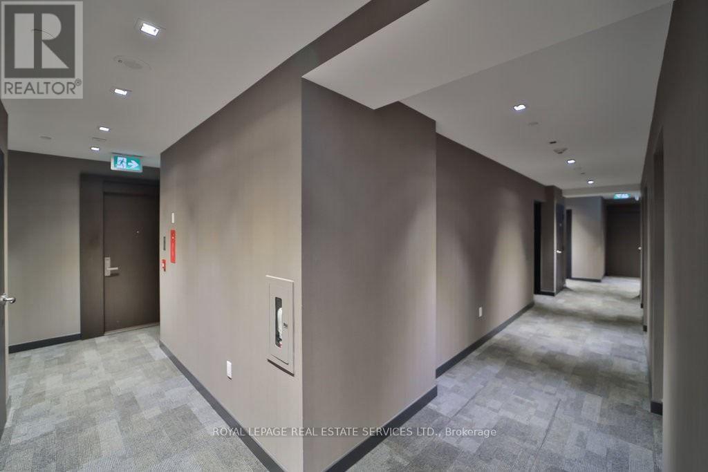 909 - 1 Yorkville Avenue, Toronto, Ontario  M4W 1L1 - Photo 5 - C12959796