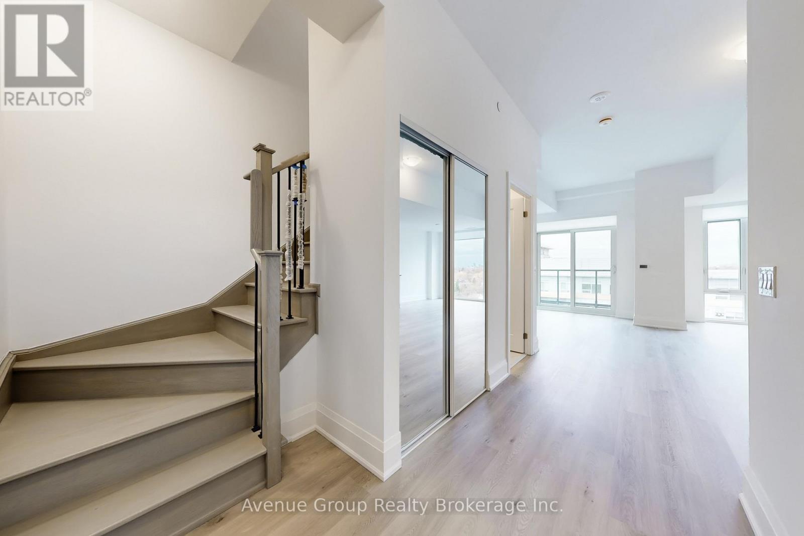 902 - 700 Sheppard Avenue, Toronto, Ontario  M3H 0G5 - Photo 8 - C12959860