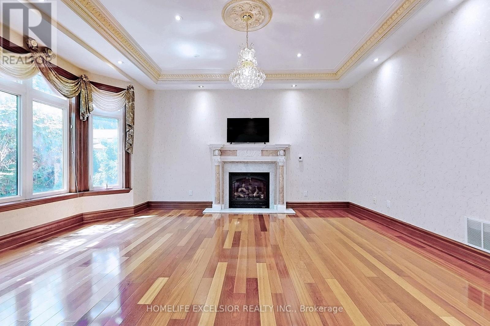 105 Hollywood Avenue, Toronto, Ontario  M2N 3K2 - Photo 11 - C12959902