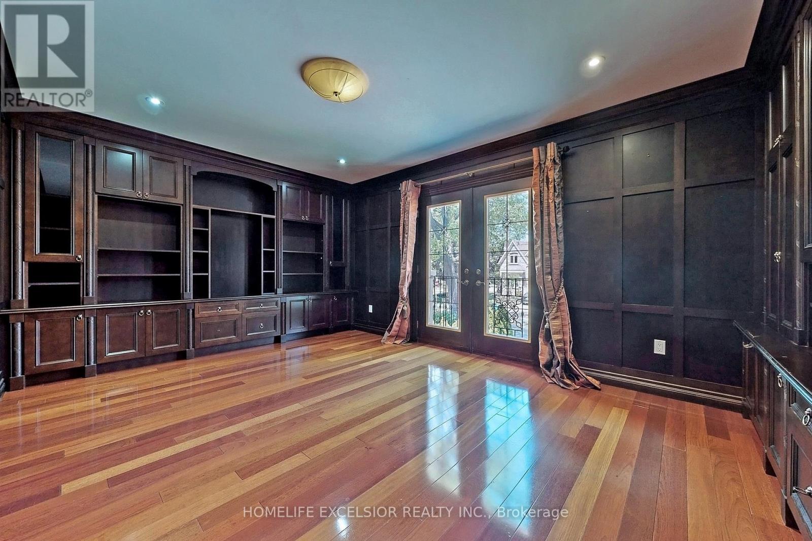 105 Hollywood Avenue, Toronto, Ontario  M2N 3K2 - Photo 20 - C12959902