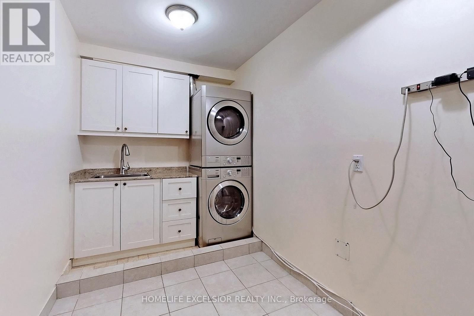 105 Hollywood Avenue, Toronto, Ontario  M2N 3K2 - Photo 22 - C12959902