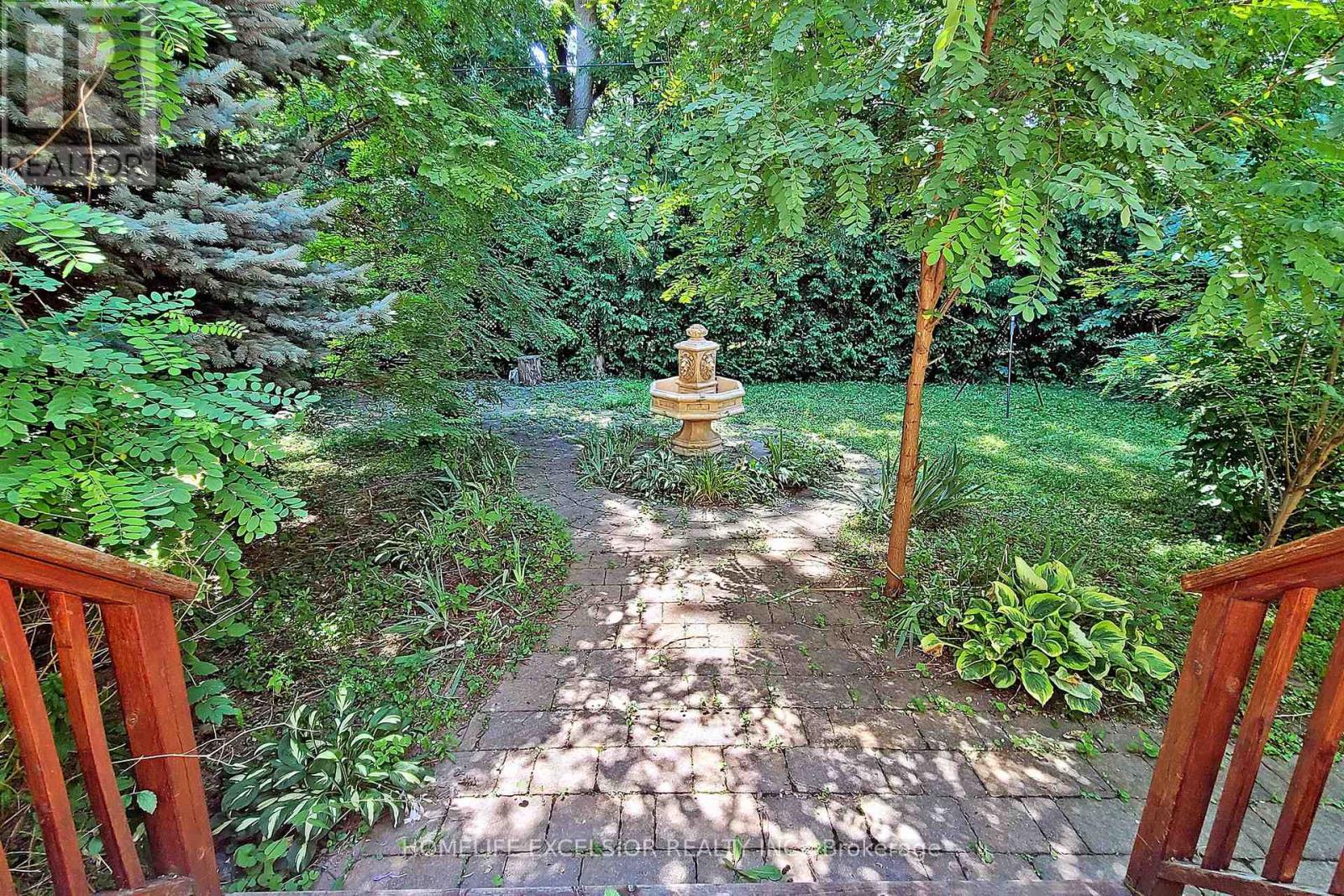 105 Hollywood Avenue, Toronto, Ontario  M2N 3K2 - Photo 44 - C12959902