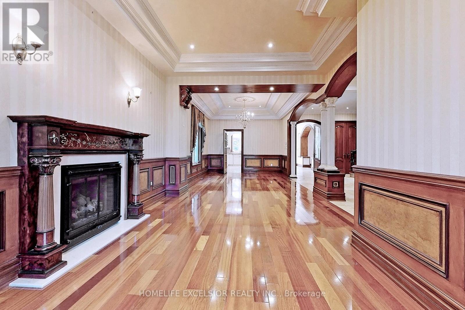 105 Hollywood Avenue, Toronto, Ontario  M2N 3K2 - Photo 8 - C12959902