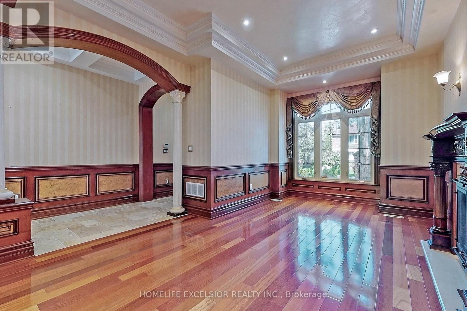 105 Hollywood Avenue, Toronto, Ontario  M2N 3K2 - Photo 9 - C12959902