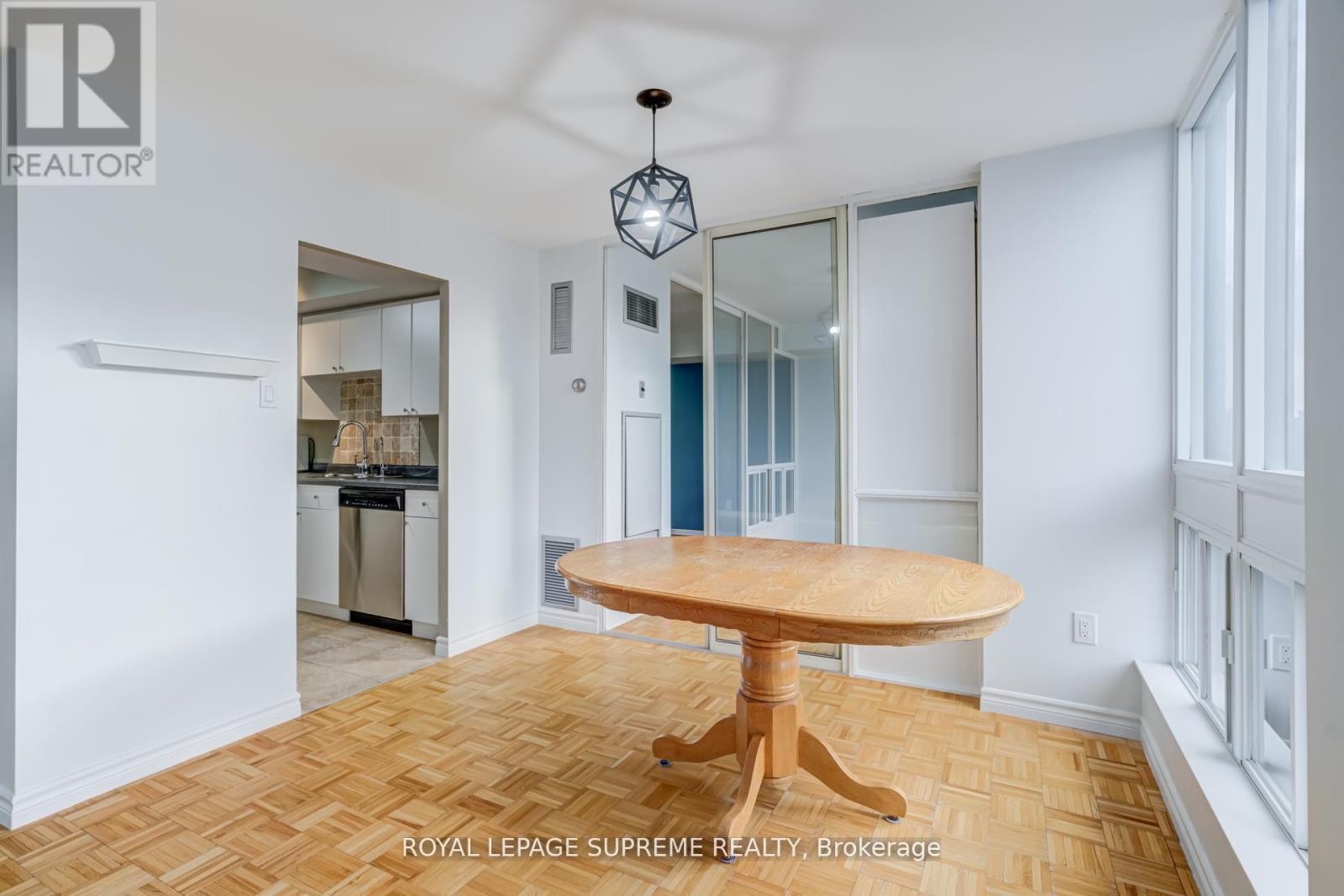 1804 - 5 Kenneth Avenue, Toronto, Ontario  M2N 6M7 - Photo 10 - C12959936