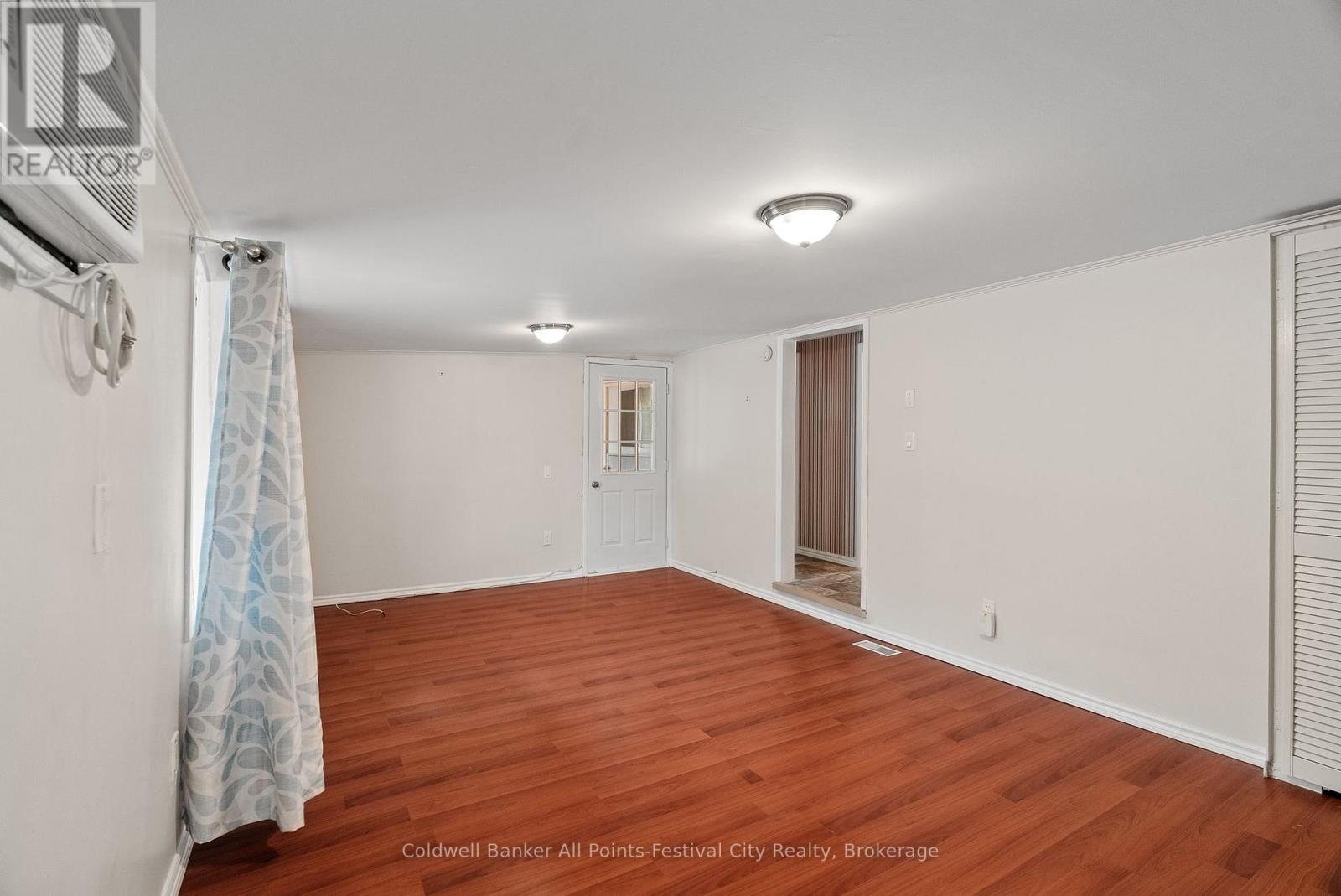 28 Sutton Drive, Ashfield-Colborne-Wawanosh, Ontario  N7A 3Y3 - Photo 14 - X12959834