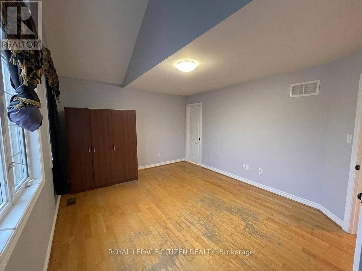 97 Chartway Boulevard, Toronto, Ontario  M1C 5H2 - Photo 5 - E12959706