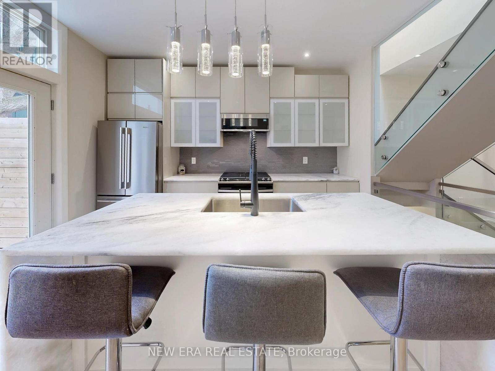 75 Laing Street, Toronto, Ontario  M4L 2N4 - Photo 10 - E12959728