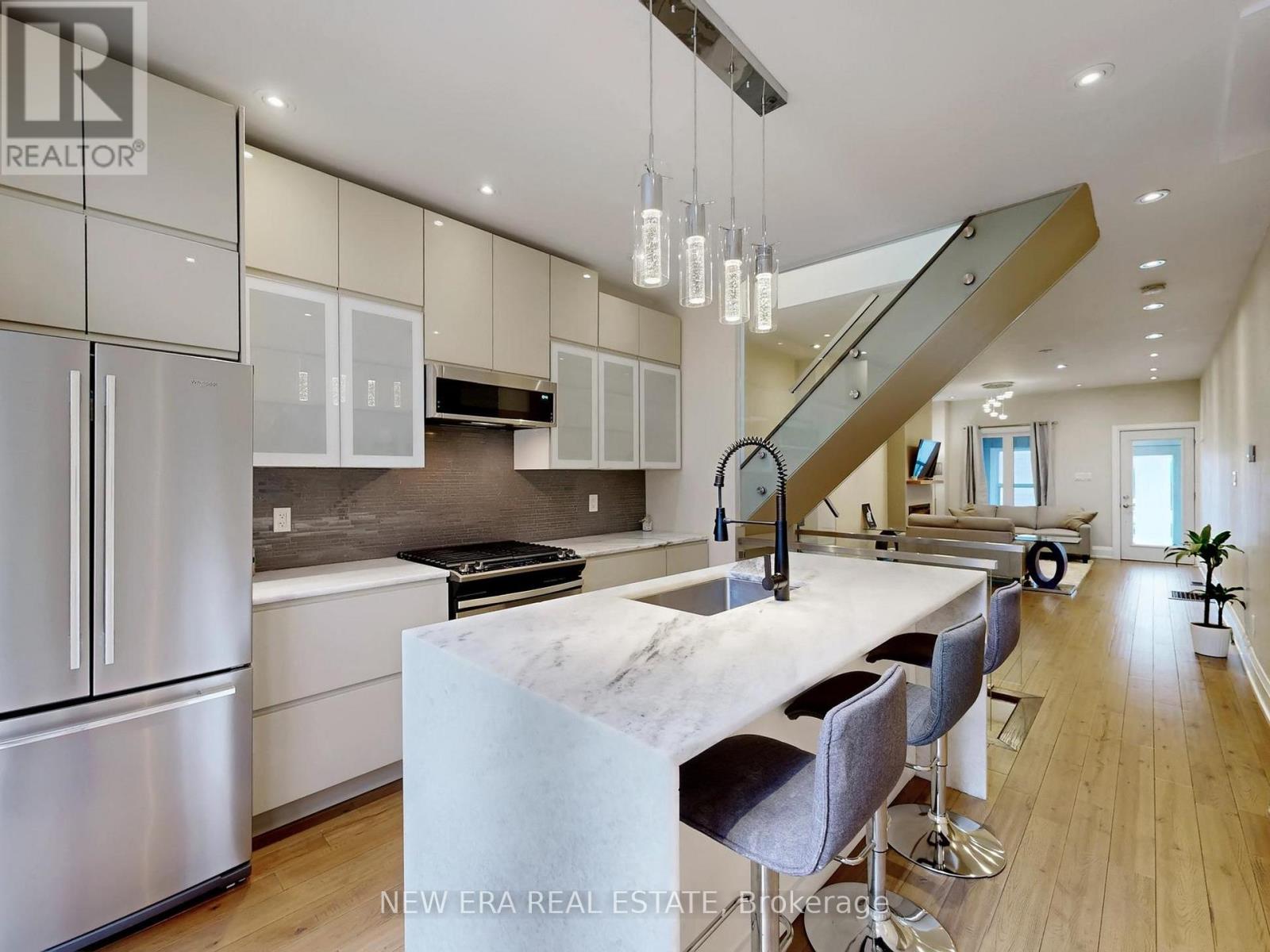 75 Laing Street, Toronto, Ontario  M4L 2N4 - Photo 11 - E12959728