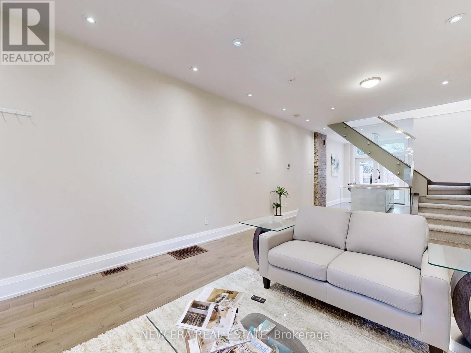 75 Laing Street, Toronto, Ontario  M4L 2N4 - Photo 7 - E12959728