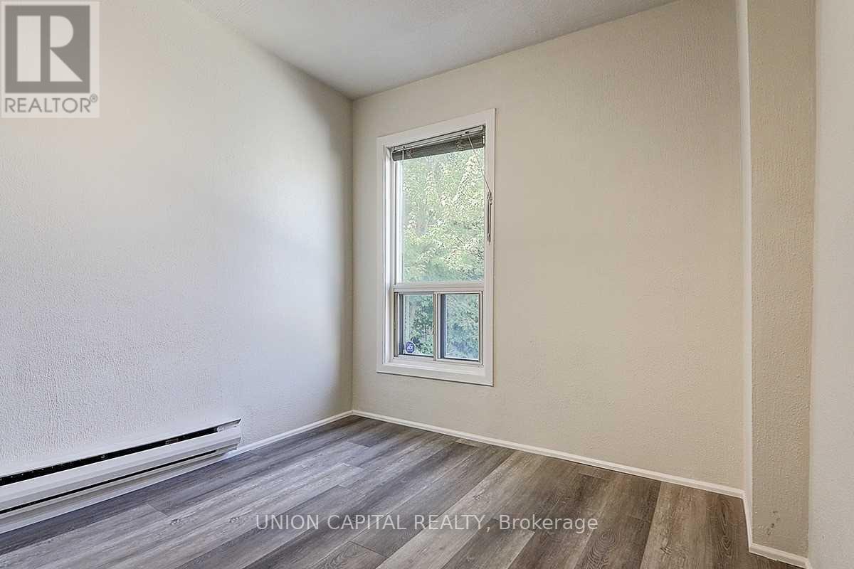 928 Eastern Avenue, Toronto, Ontario  M4L 1A4 - Photo 16 - E12959792