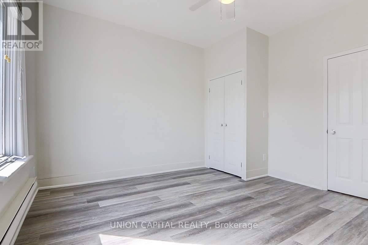 928 Eastern Avenue, Toronto, Ontario  M4L 1A4 - Photo 19 - E12959792