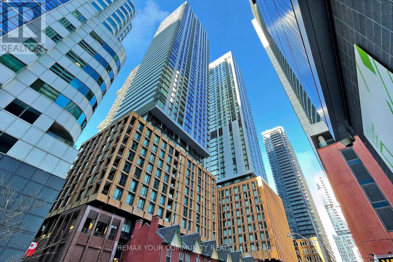 4727 - 28 Widmer Street, Toronto, Ontario  M5V 0T2 - Photo 2 - C12939838