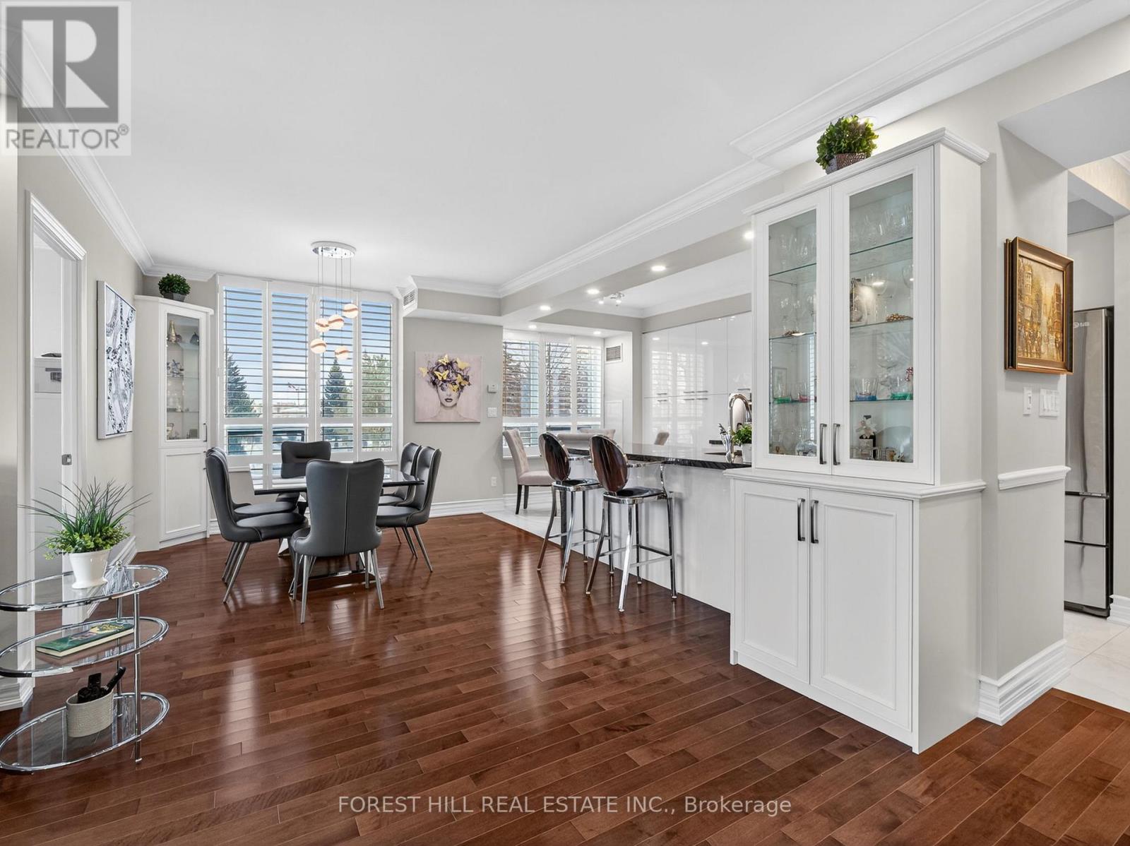 206 - 100 Promenade Circle, Vaughan, Ontario  L4J 7W7 - Photo 10 - N12959758