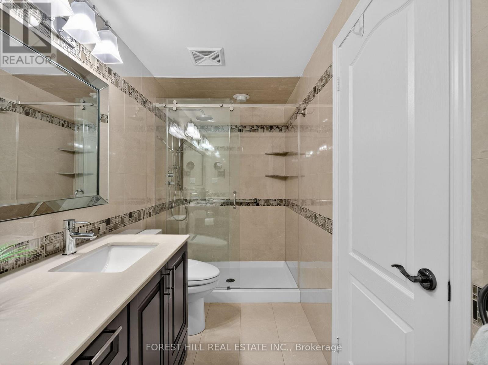 206 - 100 Promenade Circle, Vaughan, Ontario  L4J 7W7 - Photo 18 - N12959758