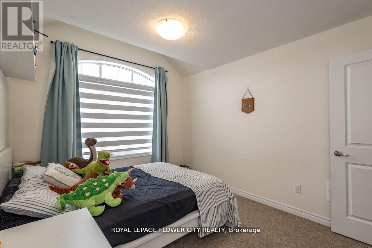 13 Ferragine Crescent, Bradford West Gwillimbury, Ontario  L3Z 2A6 - Photo 29 - N12959762