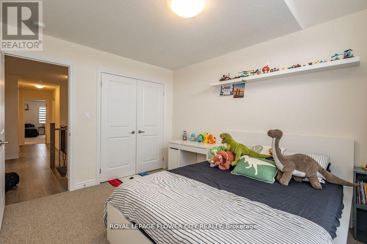 13 Ferragine Crescent, Bradford West Gwillimbury, Ontario  L3Z 2A6 - Photo 30 - N12959762