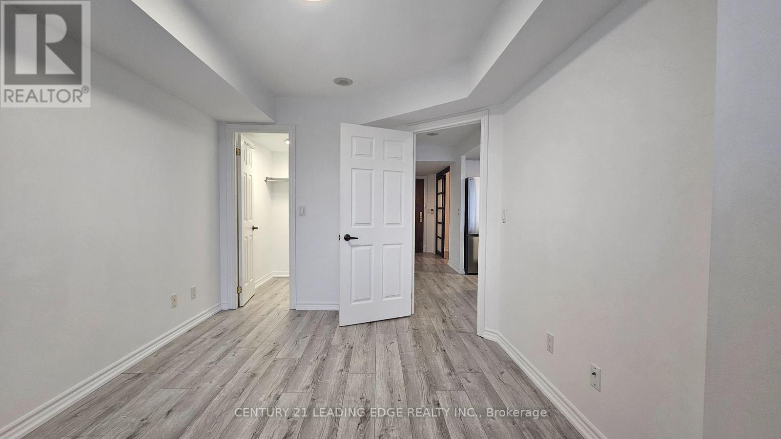 701 - 130 Pond Drive, Markham, Ontario  L3T 7W5 - Photo 11 - N12959790