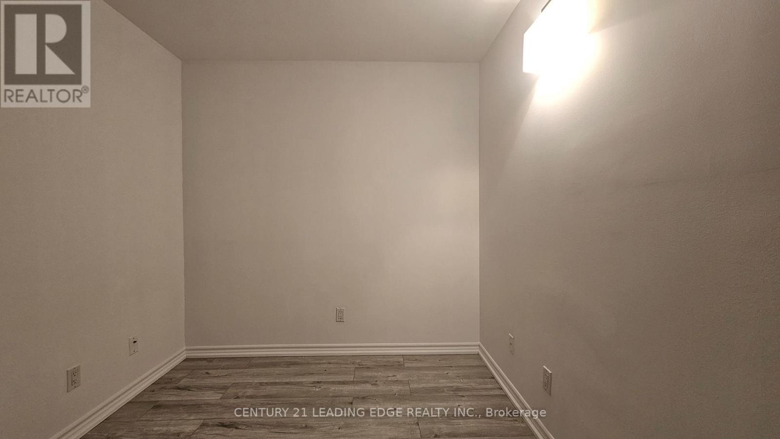 701 - 130 Pond Drive, Markham, Ontario  L3T 7W5 - Photo 12 - N12959790