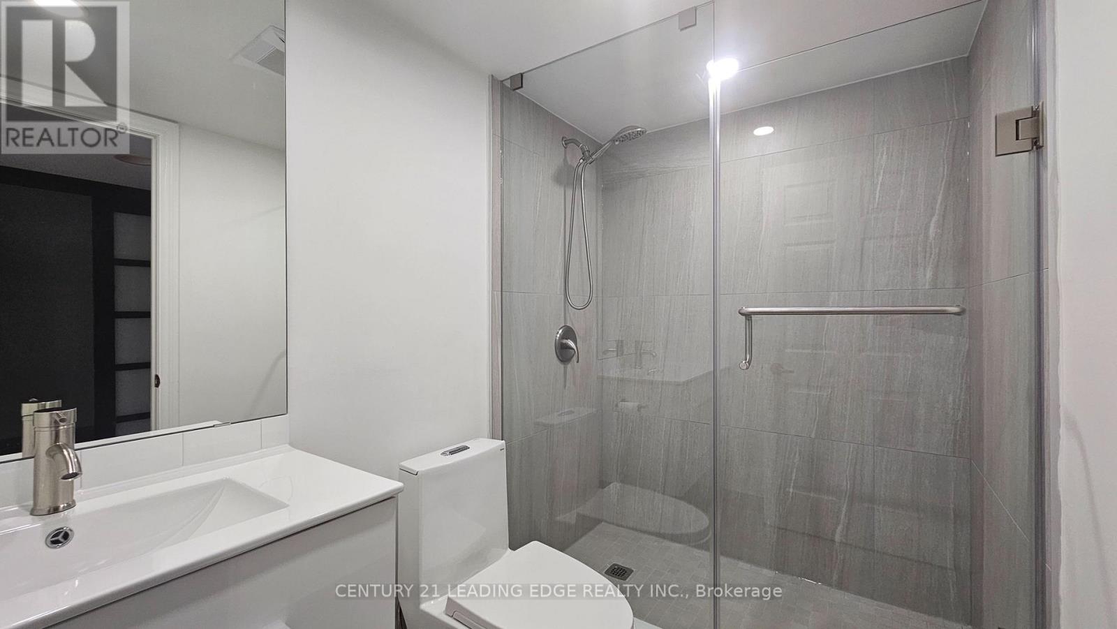 701 - 130 Pond Drive, Markham, Ontario  L3T 7W5 - Photo 13 - N12959790