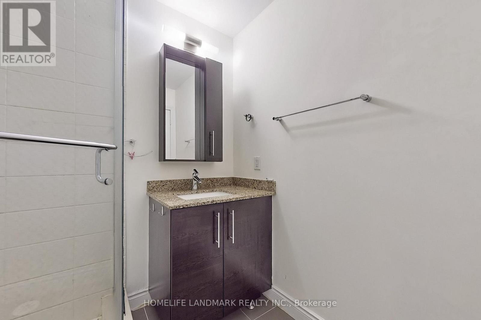 231 South Park Road, Markham, Ontario  L3T 0B6 - Photo 22 - N12959810