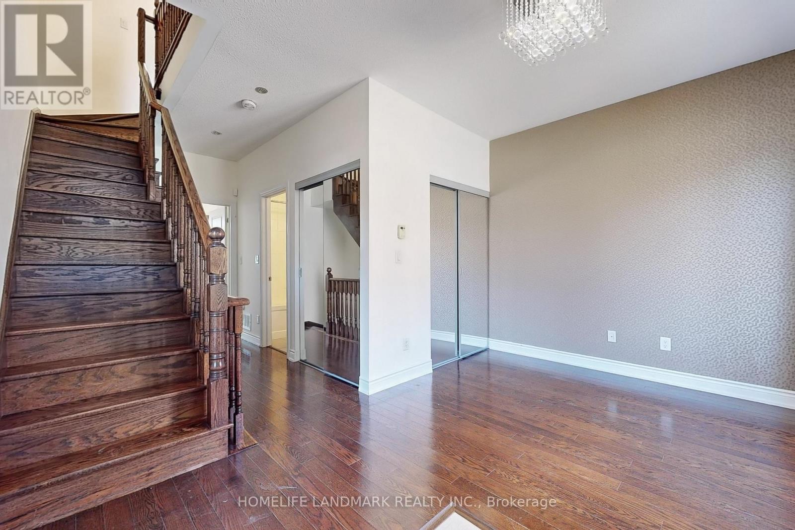 231 South Park Road, Markham, Ontario  L3T 0B6 - Photo 27 - N12959810