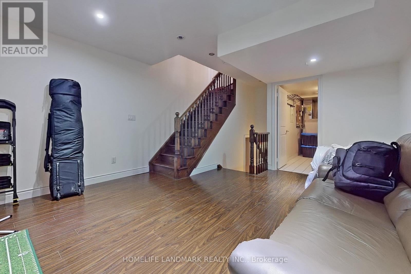 231 South Park Road, Markham, Ontario  L3T 0B6 - Photo 35 - N12959810