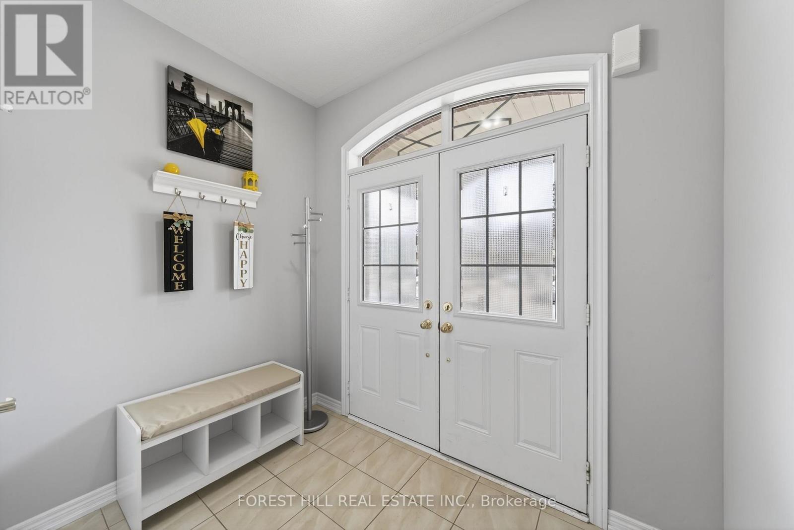 37 Greenwood Drive, Essa, Ontario  L3W 0N5 - Photo 3 - N12959824