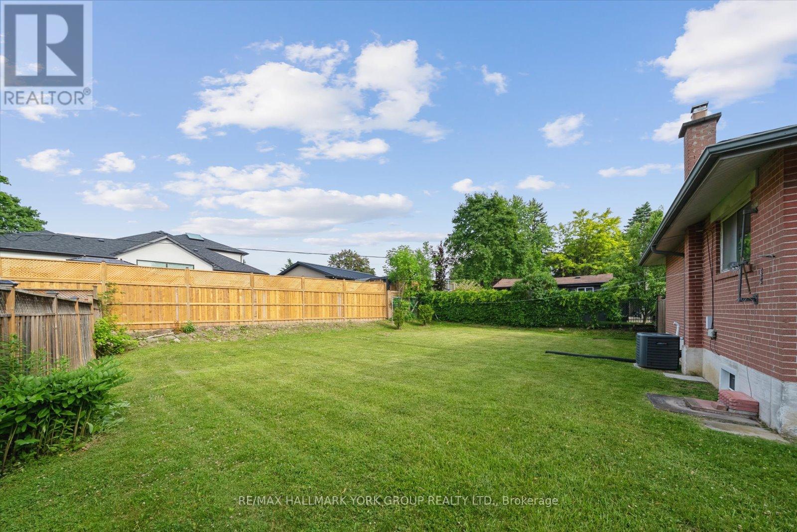 29 Seaton Drive, Aurora, Ontario  L4G 2J9 - Photo 45 - N12959880