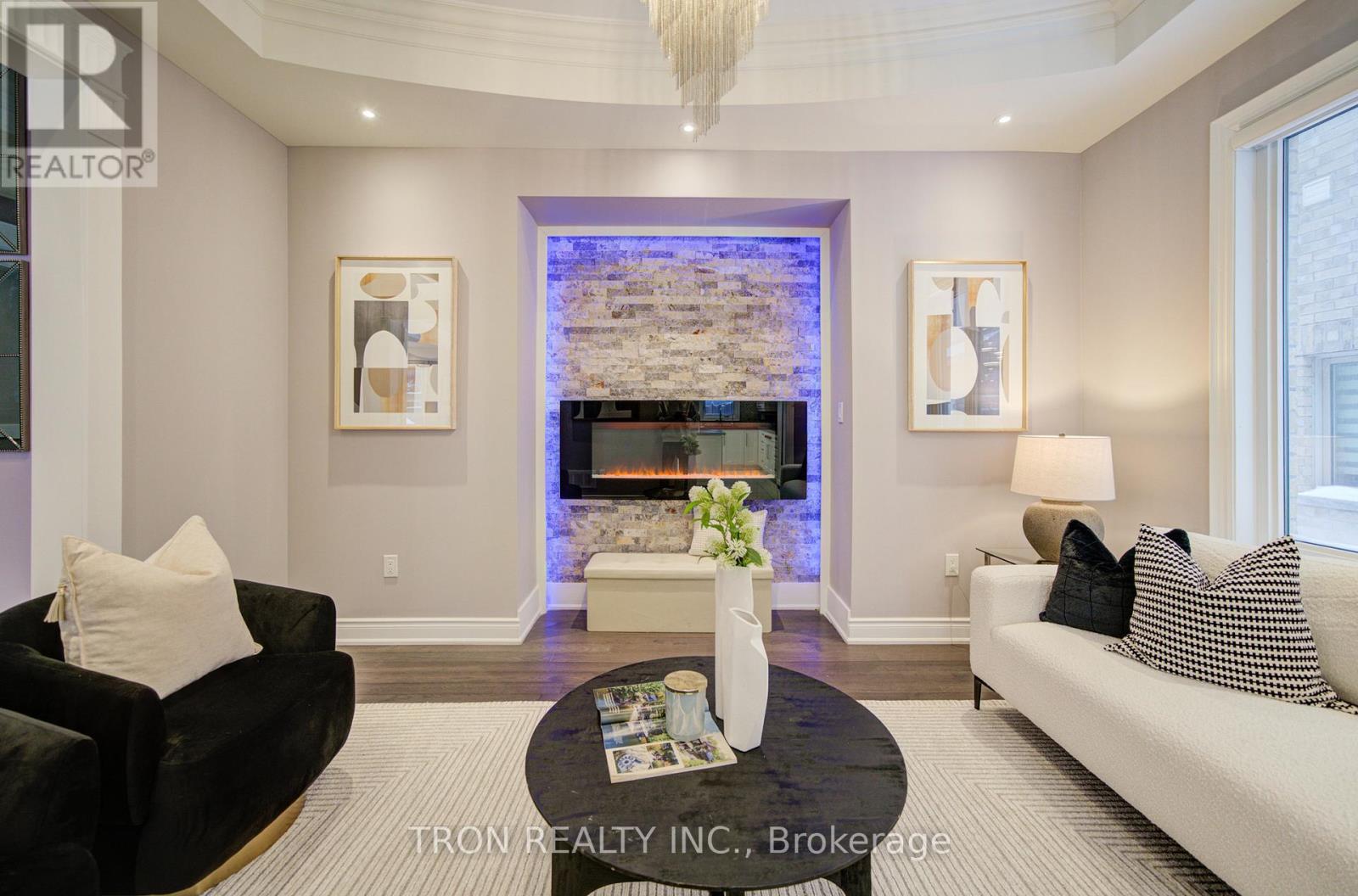 18 Giardina Crescent, Richmond Hill, Ontario  L4B 0G2 - Photo 11 - N12959908