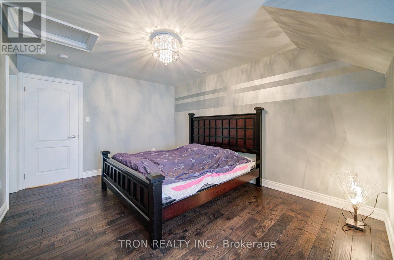 18 Giardina Crescent, Richmond Hill, Ontario  L4B 0G2 - Photo 40 - N12959908