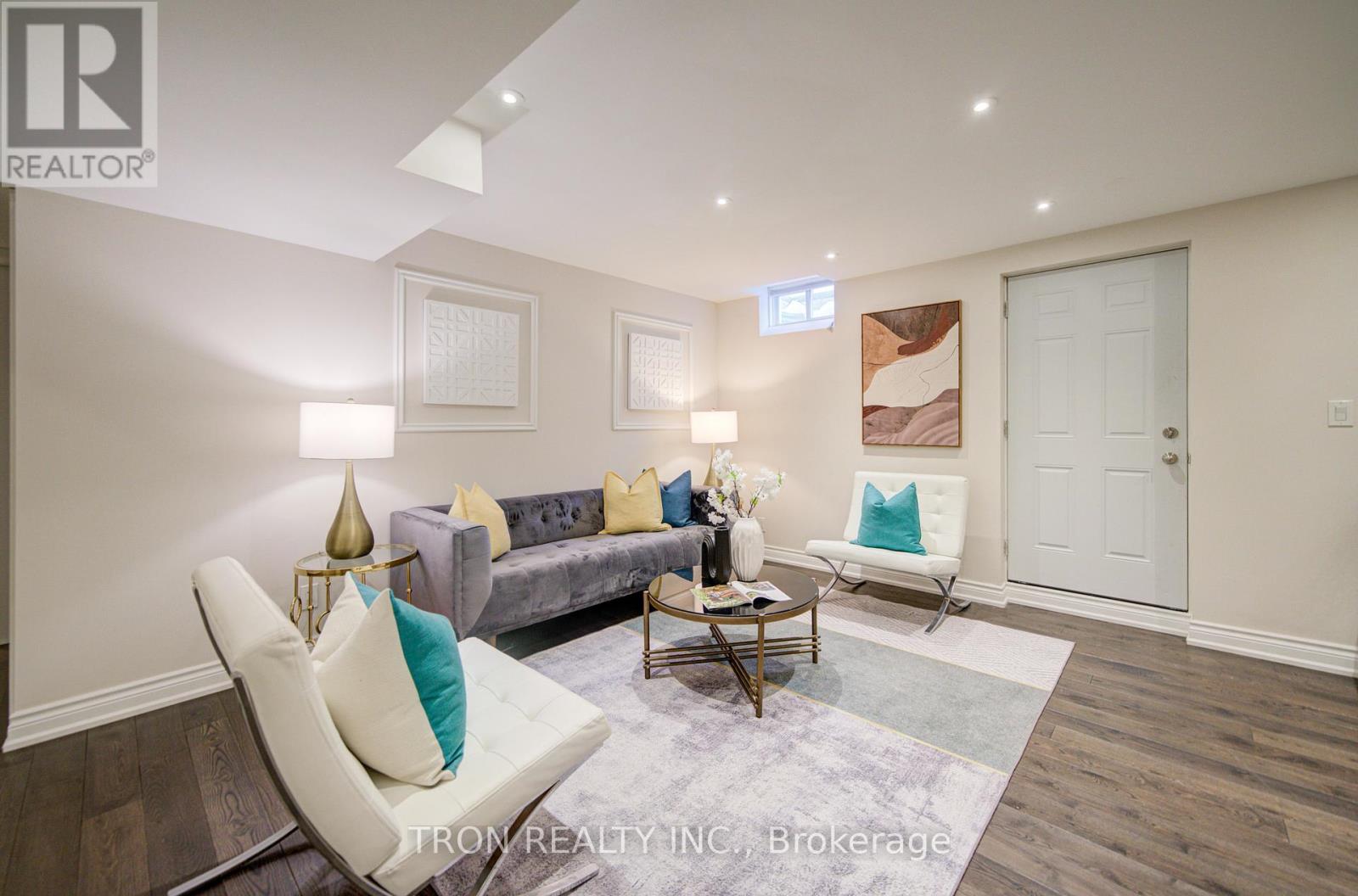 18 Giardina Crescent, Richmond Hill, Ontario  L4B 0G2 - Photo 47 - N12959908