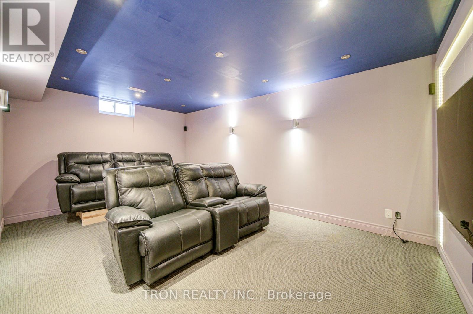 18 Giardina Crescent, Richmond Hill, Ontario  L4B 0G2 - Photo 48 - N12959908