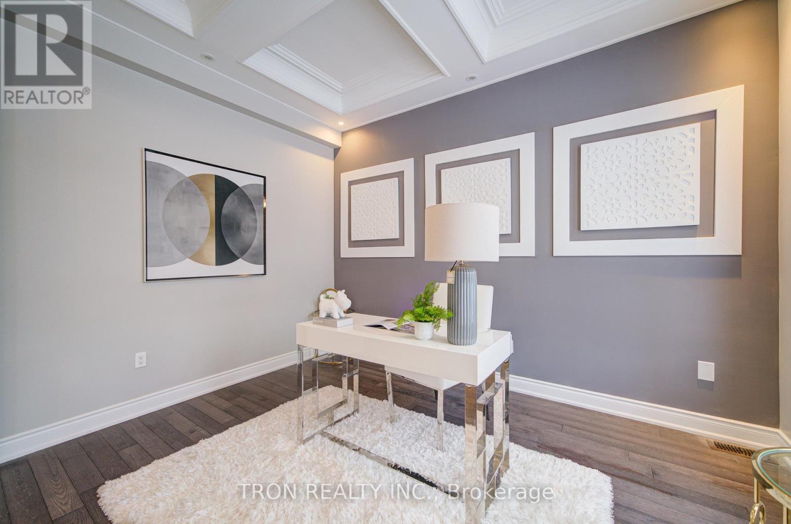 18 Giardina Crescent, Richmond Hill, Ontario  L4B 0G2 - Photo 5 - N12959908