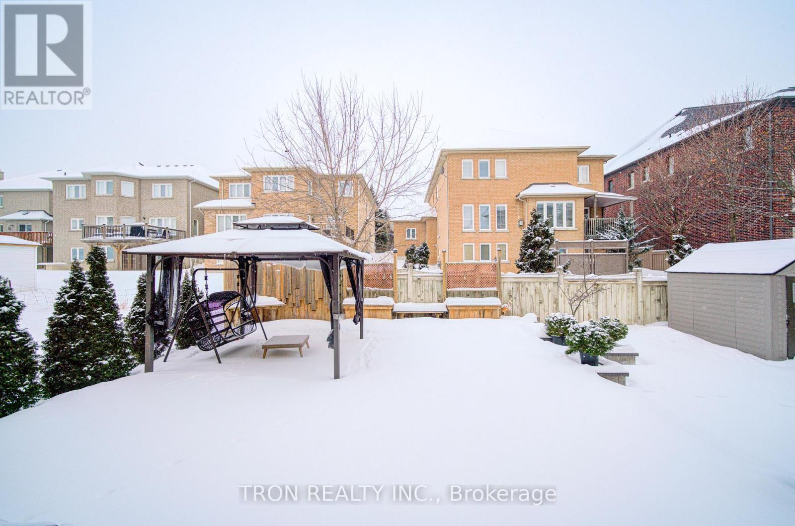 18 Giardina Crescent, Richmond Hill, Ontario  L4B 0G2 - Photo 50 - N12959908