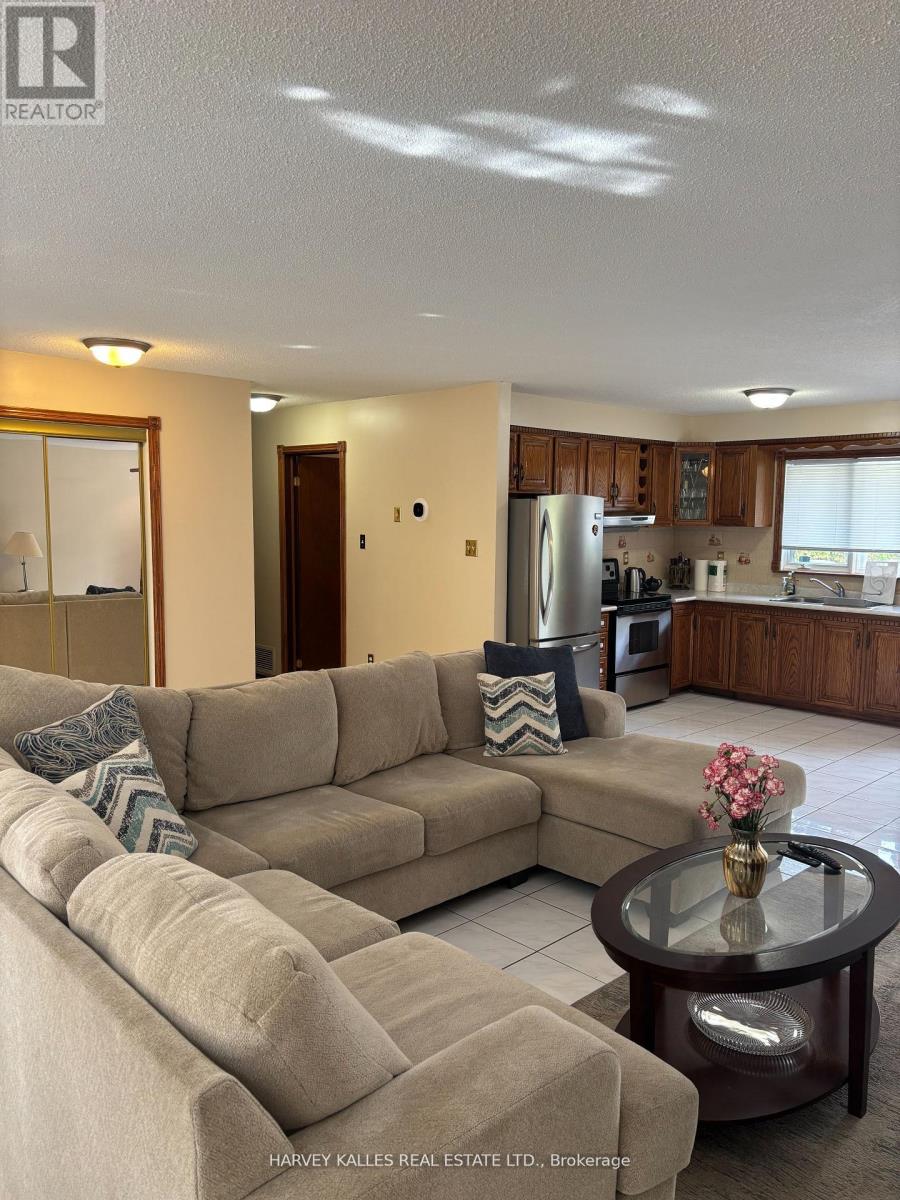 Main - 11 Twin Pines Drive, Wasaga Beach, Ontario  L9Z 1B5 - Photo 16 - S12959788