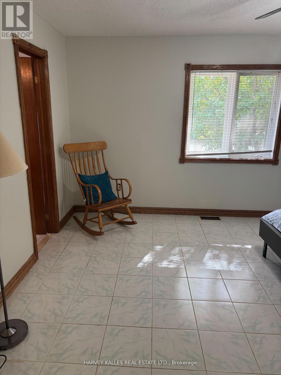 Main - 11 Twin Pines Drive, Wasaga Beach, Ontario  L9Z 1B5 - Photo 26 - S12959788