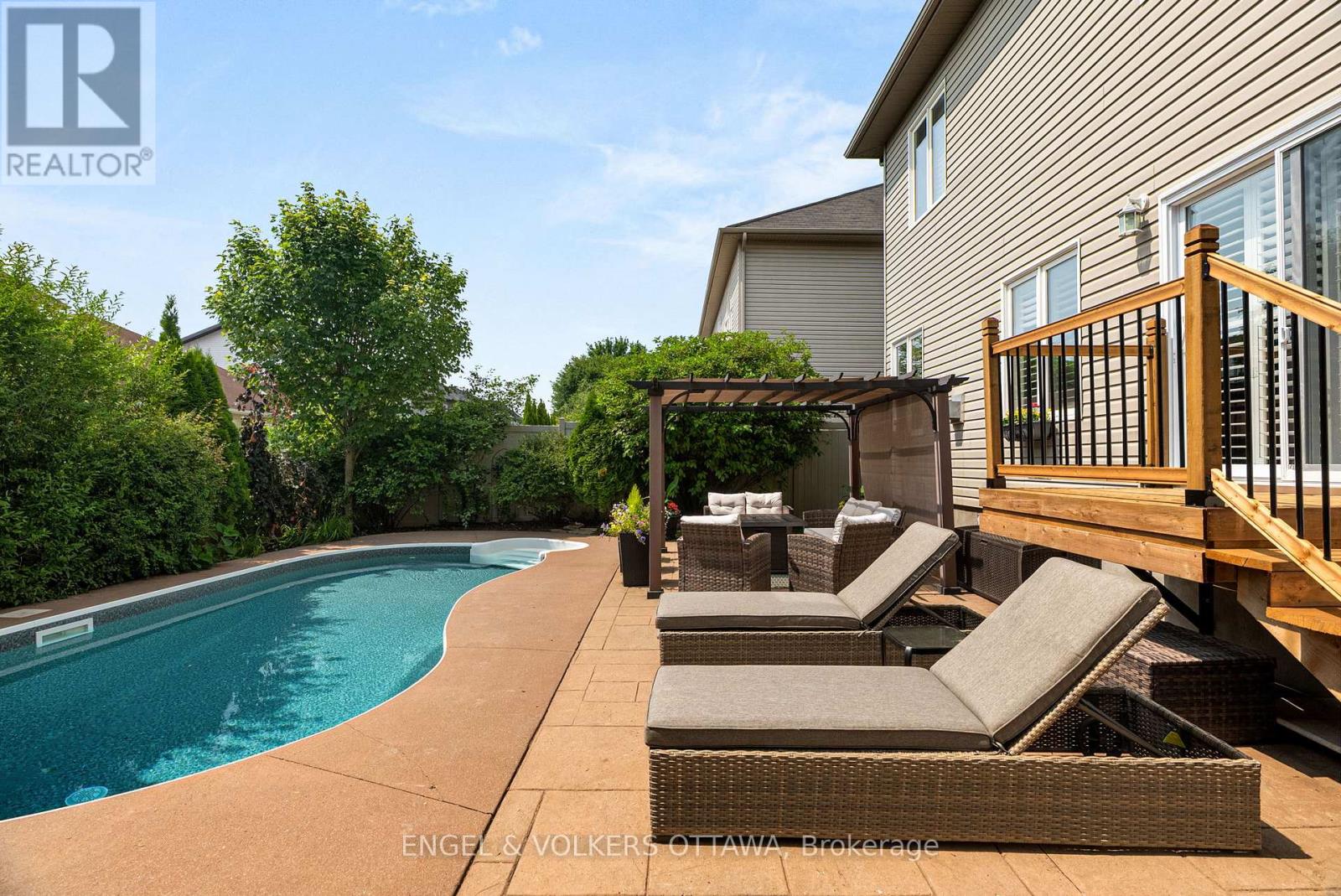 407 Landswood Way, Ottawa, Ontario  K2S 0A3 - Photo 38 - X12918316