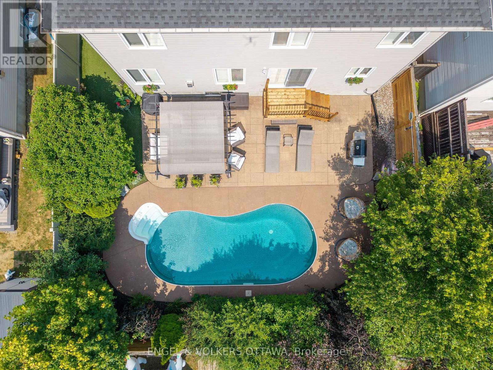 407 Landswood Way, Ottawa, Ontario  K2S 0A3 - Photo 44 - X12918316