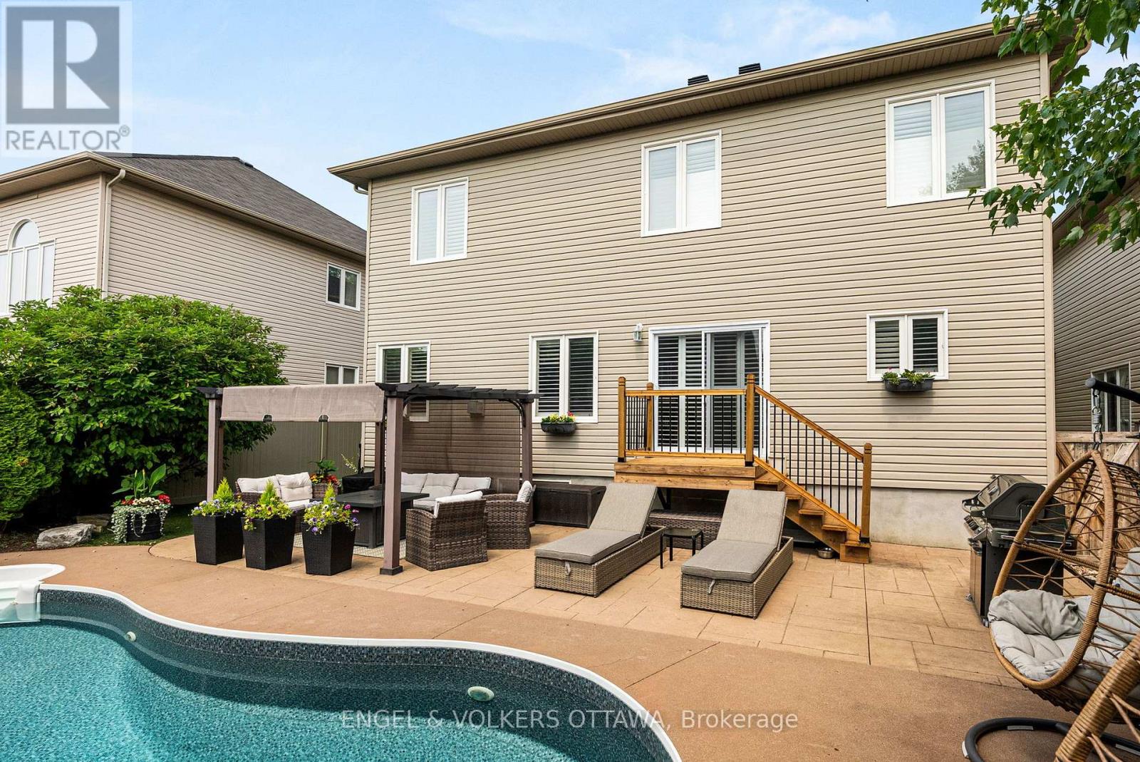 407 Landswood Way, Ottawa, Ontario  K2S 0A3 - Photo 40 - X12918316