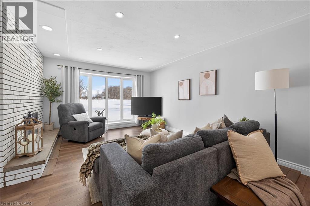 4024 River Road, Caledonia, Ontario  N3W 1T6 - Photo 11 - 40801159